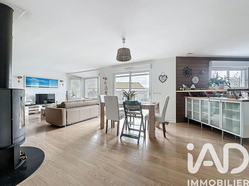 Maison - 140 m² - 6 pièces