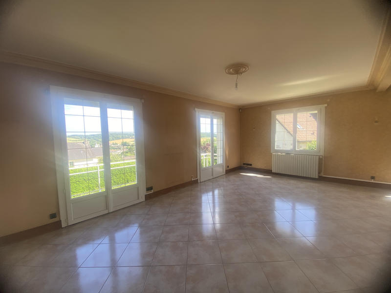 Maison - 172 m² - 7 pièces