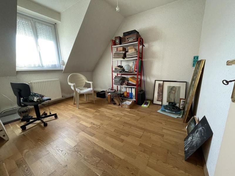 Maison - 137 m² - 7 pièces