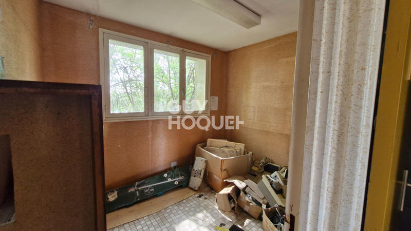 Local d'activité / Entrepôt - 1 231 m²