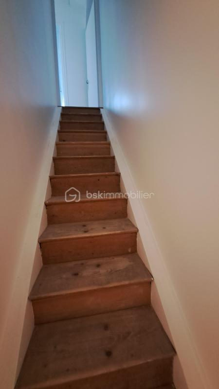 Propriété - 230 m² - 10 pièces