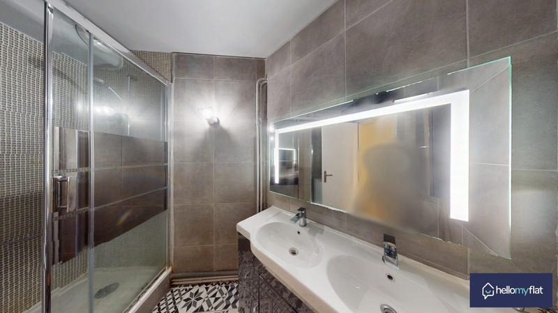 Appartement - 79 m² - 4 pièces