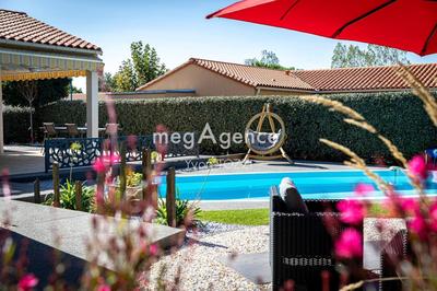 Maison - 77 m² - 5 pièces