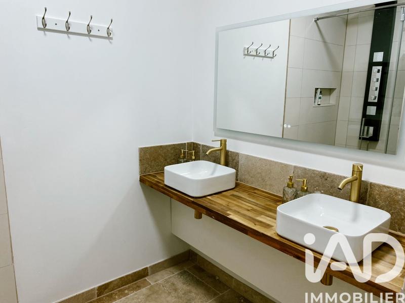 Maison - 190 m² - 7 pièces