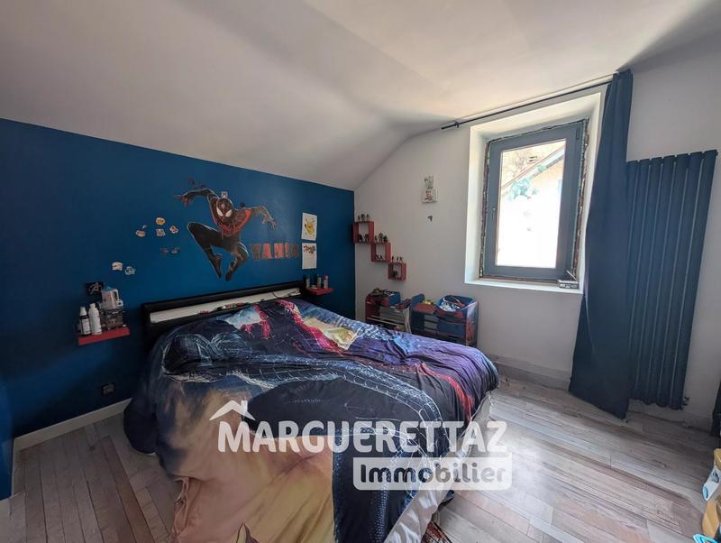 Maison jumelée - 90 m² - 4 pièces