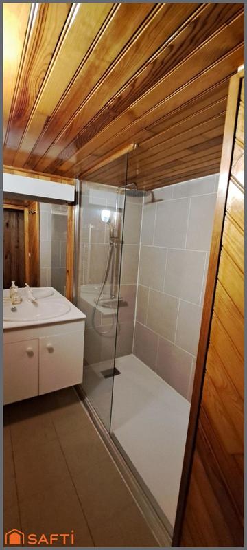 Appartement - 97 m² - 6 pièces