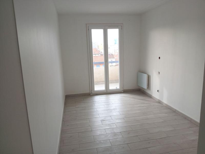 Appartement - 75 m² - 4 pièces