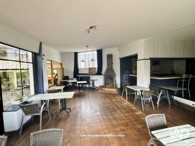 Local commercial - 223 m²