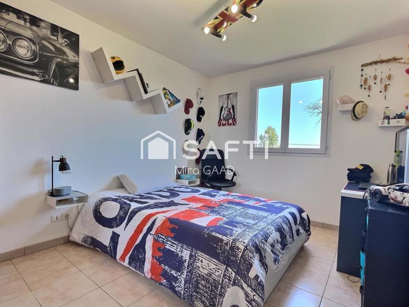 Maison - 95 m² - 4 pièces