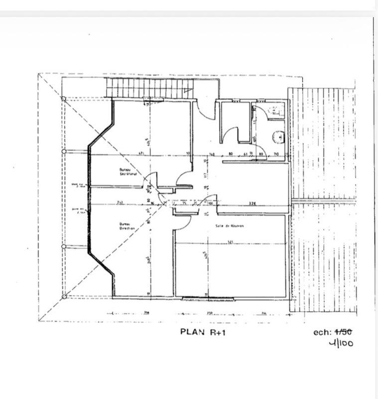 Bureau - 373 m² - 11 pièces