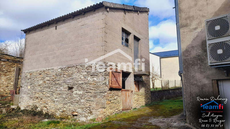 Maison - 96 m² - 8 pièces