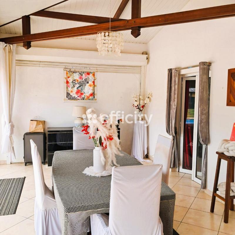 Maison - 168 m² - 7 pièces