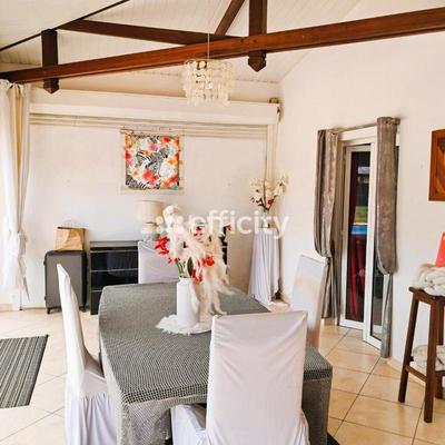 Maison - 168 m² - 7 pièces