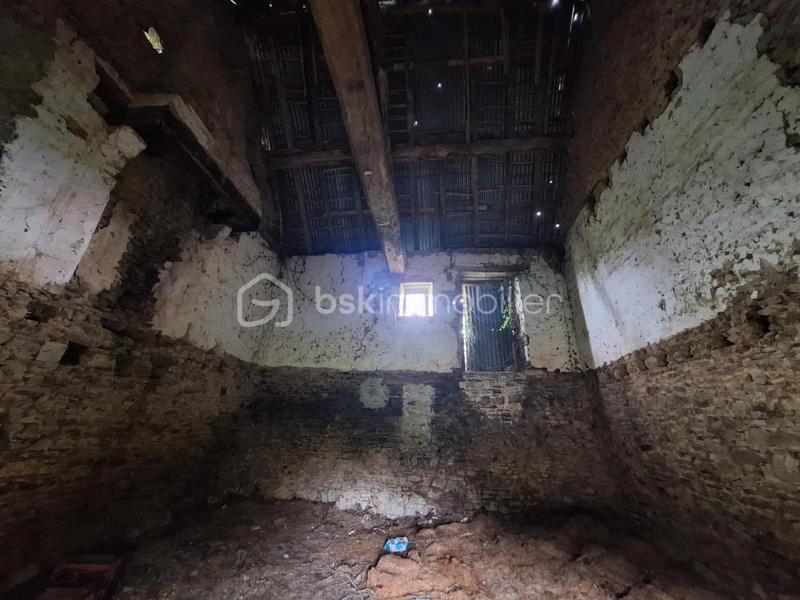 Grange - 130 m² - 1 pièce