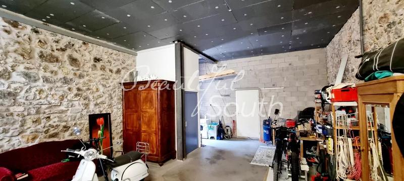 Maison de village - 233 m² - 7 pièces