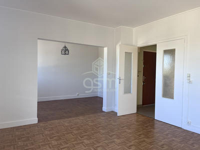 Appartement - 77 m² - 3 pièces