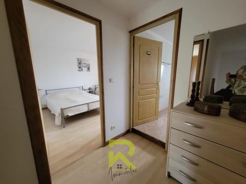 Maison de village - 315 m² - 10 pièces