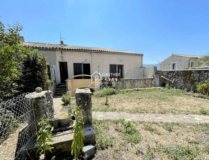 Maison de ville - 80 m² - 4 pièces