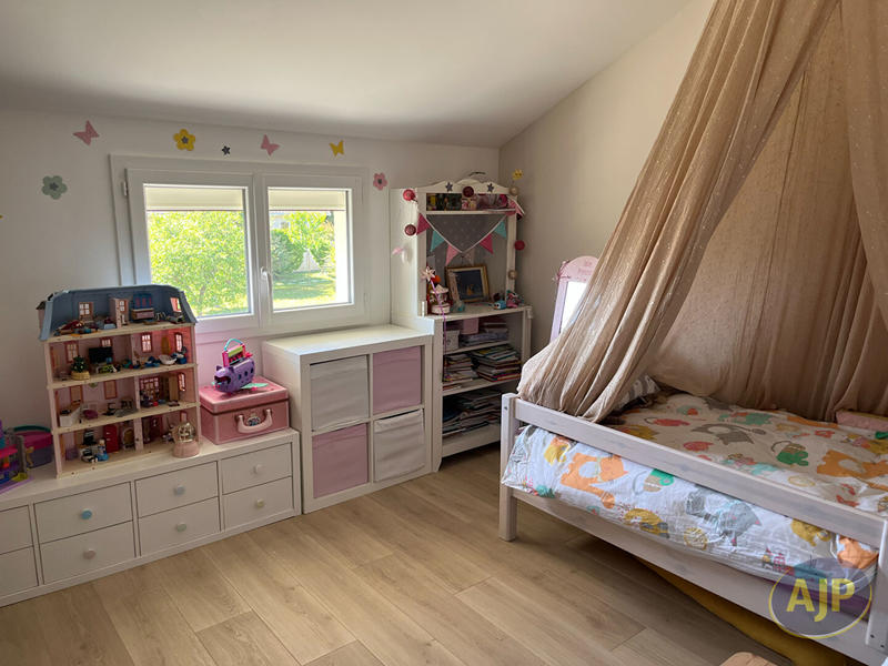 Maison - 127 m² - 5 pièces