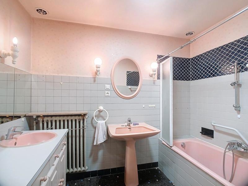 Maison - 260 m² - 11 pièces