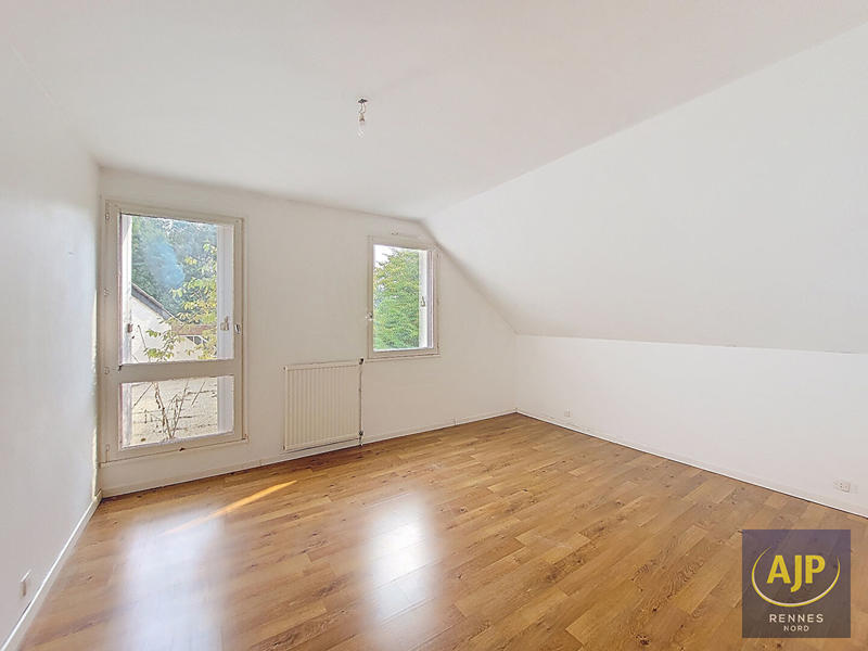 Appartement - 102 m² - 4 pièces