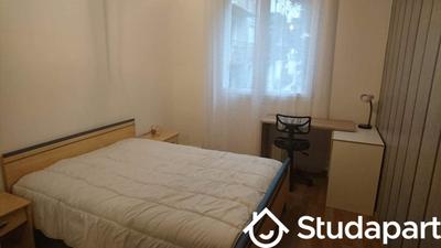 Chambre - 12 m² - 1 pièce