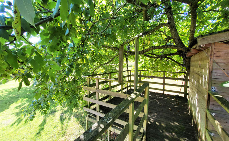 Maison - 376 m² - 15 pièces