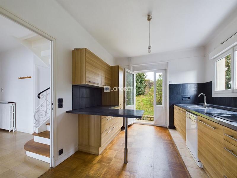 Maison - 128 m² - 7 pièces