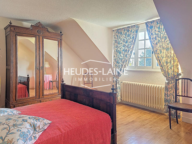 Maison - 197 m² - 8 pièces