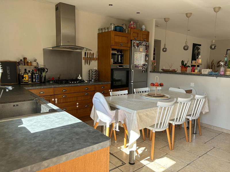 Appartement - 76 m² - 3 pièces