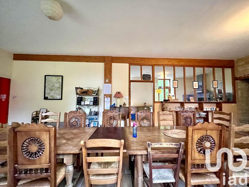 Maison - 628 m² - 18 pièces