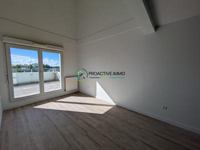 Duplex - 99 m² - 5 pièces