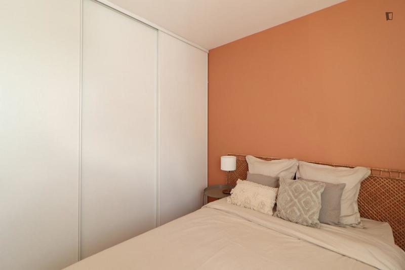 Chambre - 11 m² - 4 pièces