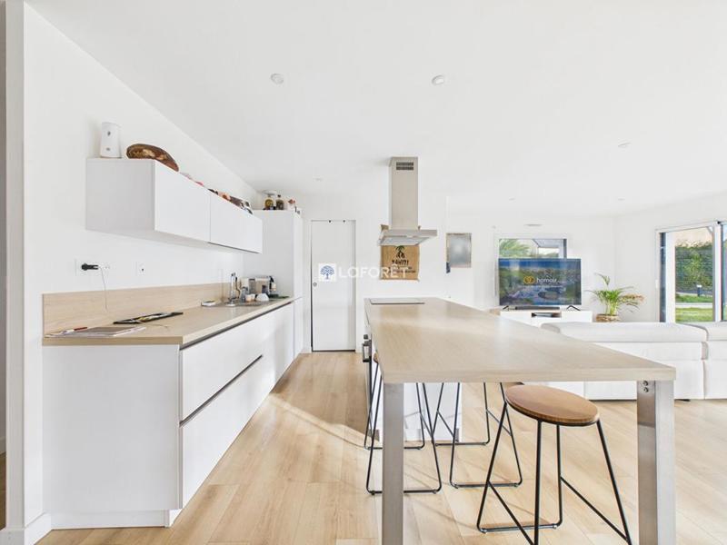 Maison - 95 m² - 4 pièces