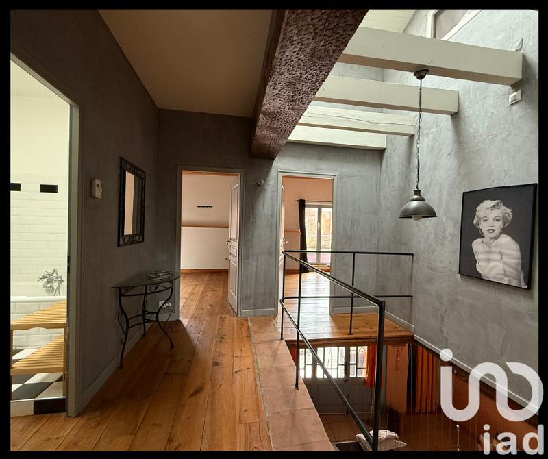 Maison - 196 m² - 5 pièces