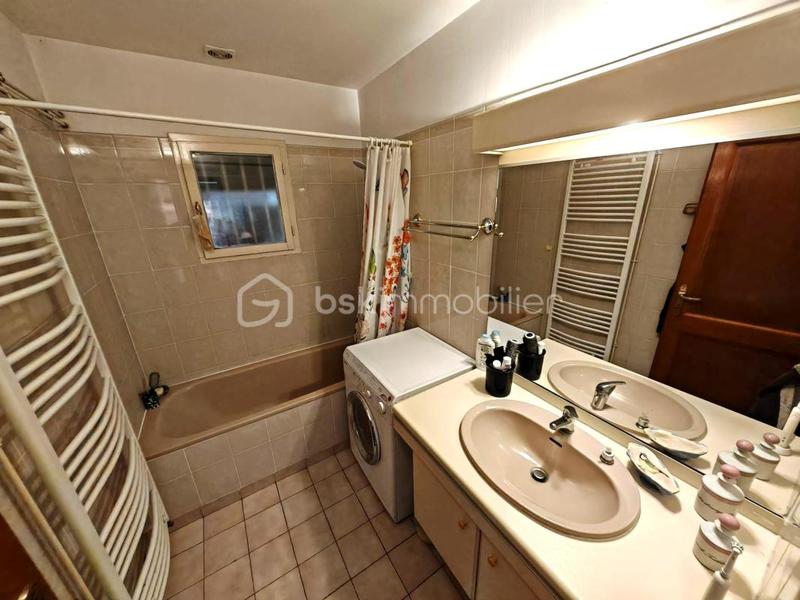 Maison traditionnelle - 150 m² - 7 pièces