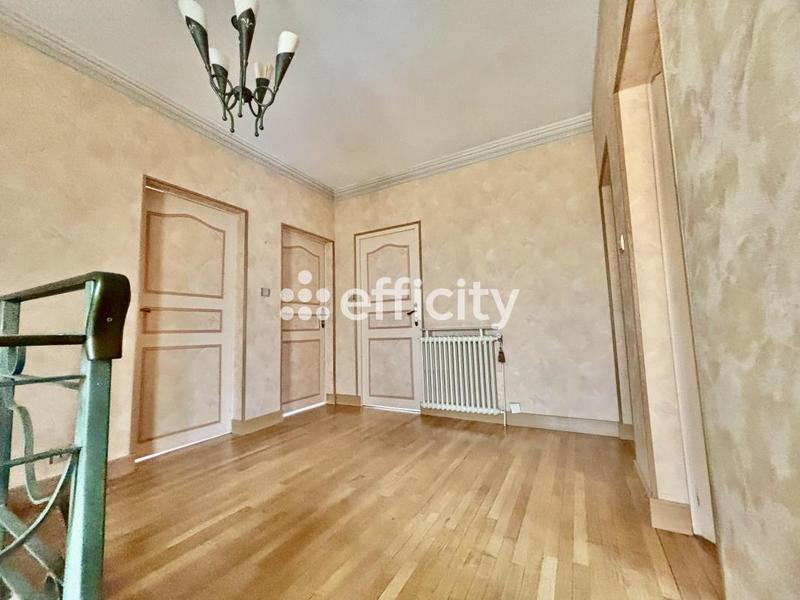 Maison - 128 m² - 5 pièces