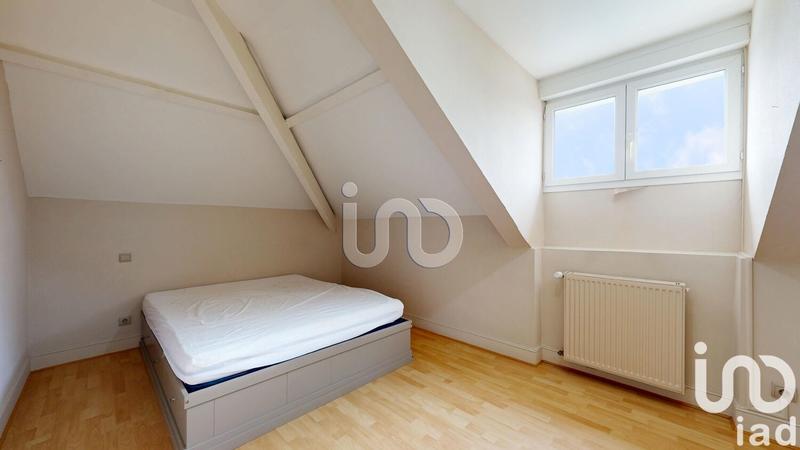 Maison - 280 m² - 8 pièces