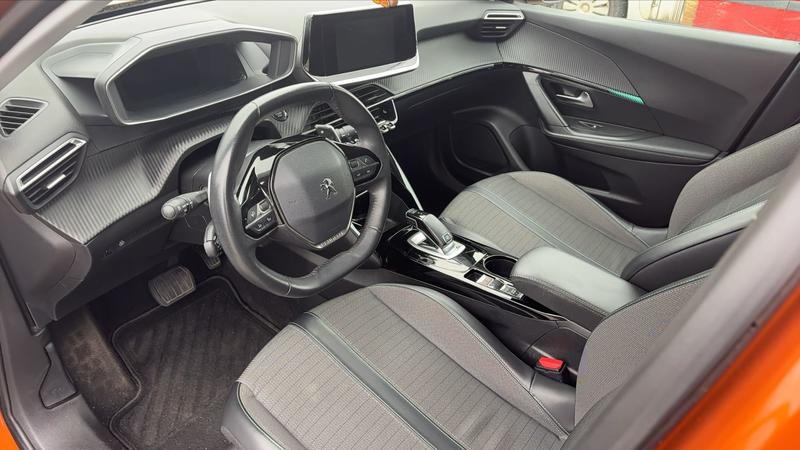 Peugeot 2008 II 1.2 PureTech 130 Eat8 Allure