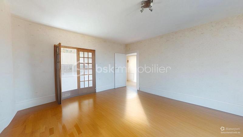 Appartement - 98 m² - 4 pièces