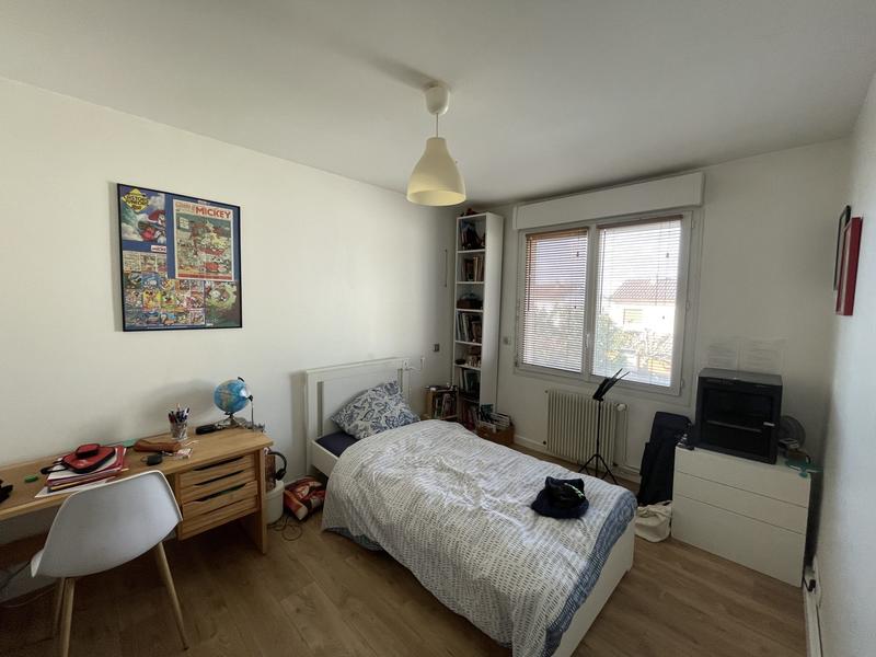 Maison - 85 m² - 5 pièces