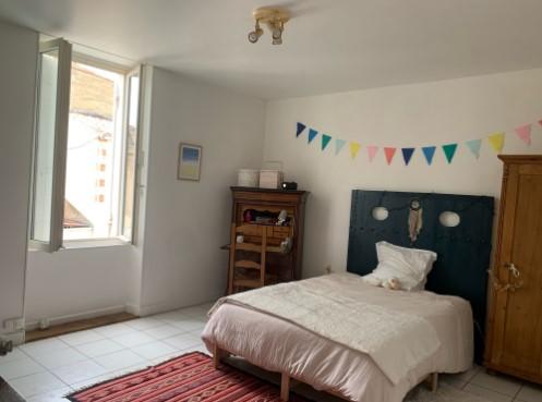 Studio - 30 m² - 1 pièce