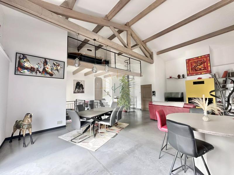 Maison - 168 m² - 4 pièces