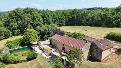 Maison - 170 m² - 9 pièces