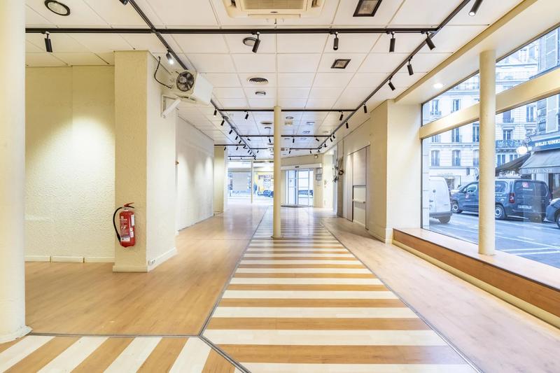 Local commercial - 220 m²