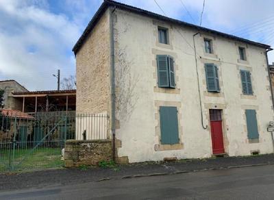 Maison - 201 m² - 7 pièces