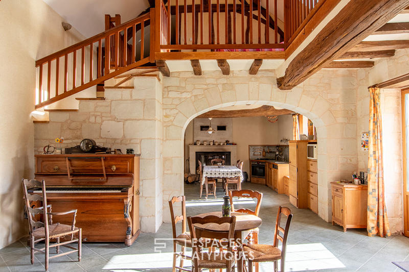 Maison - 200 m² - 9 pièces