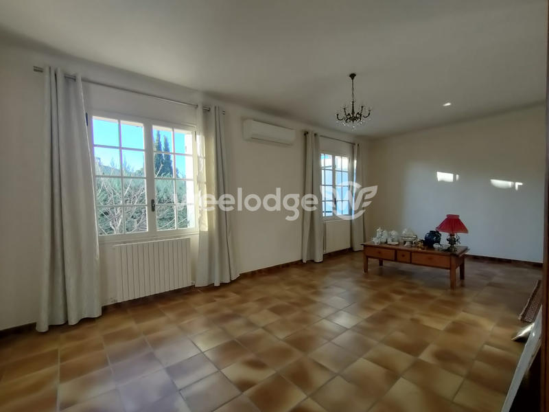 Maison traditionnelle - 140 m² - 5 pièces