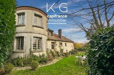 Propriété - 230 m² - 10 pièces