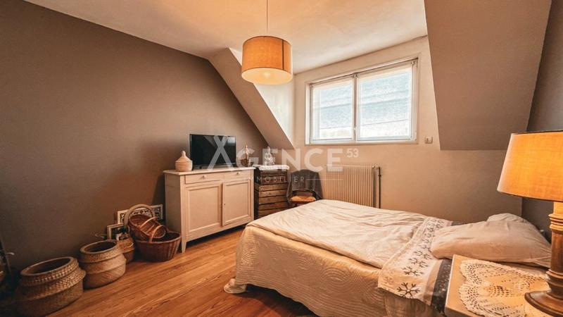 Maison de ville - 92 m² - 4 pièces